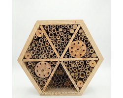 Hexagon Insectenhotel - Bijenhotel - Goed voor Insecten in de Tuin - Vlinderkast - Vlinderhotel - Natuurmonumenten Insectenhuis -Vlinderhuis - Bijenkast - Animal King - Hout