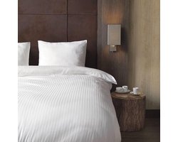 Home Impressions® Hotel Dekbedovertrek - Hotellinnen Dekbedovertrek - Wit Uni Katoen Satijn 140x200-220 + 1 kussensloop 60x70 cm - Katoen Satijn - Hotel Dekbedovertrek