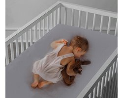 Homee Hoeslaken Jersey stretch grijs 60/70 x 120/140 +15 cm ledikant bedje 100% katoen 2 stuks