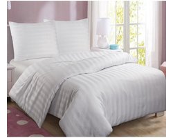 Homéé hotel dekbedovertrekset CVC 27mm satijn streep 140g. p/m2 wit tweepersoons 200x200/220 + 2 sloop 60x70 cm