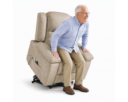 HomeGoodies Elektrische Relaxfauteuil - Sta-op Hulp & Massage – Met Verwarming, Ligfunctie 160° en 8-Punts Vibratie – Bruin
