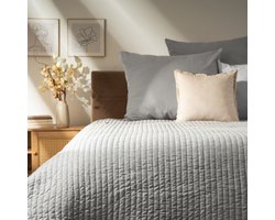 HOMLA - Bedsprei - 200x220 cm - Grijs met Gestreepte Quilted Ontwerp
