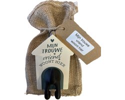 Hondenriemhouder trouwe vriend-in leuk kado verpakking-15cmx10cm-woonaccessoires-hondengarderobe-kapstok voor honden-kado idee voor hondenbezitters-haak voor hondenriem