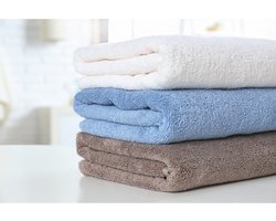 Hotel & Home Handdoek / 100% Katoen / 50x90-70x140 cm / Wit - Blauw - Bruin