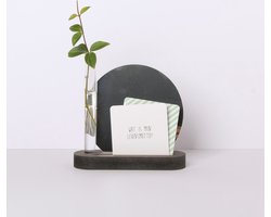 Houder met vaasje, kaart en spiegel