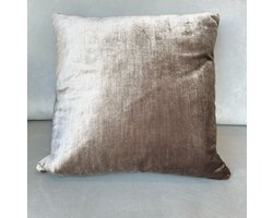 House of VIP - Sierkussen shiny - 50x50 cm - Shiny taupe - Inclusief binnenkussen