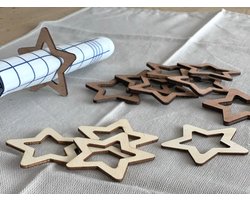 Houten kerstversiering - Wooden Christmas decoration | Servetringen sterren 7 x 7cm Napkin rings stars (4 st) | Licht hout - Natural wood | Tafelaccessoires - Table accessories - Diner Accessoires - Tafel Decoratie - Kerstmis