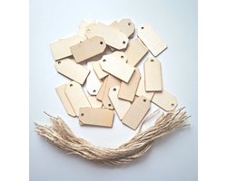 Houten labels - 30 stuks - met touwtjes - 5 x 2,5 cm
