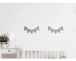 HOUTEN WANDDECORATIE / WOODEN WALL DECORATION - MUURDECORATIE VOOR KINDERKAMER / WALL ART FOR KIDS ROOM - SLAPERIGE OGEN / SLEEPY EYES - 60 x 14cm - ZILVER / SILVER - WANDFIGUUR - BABYKAMER - SLAPEN
