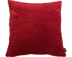 Hoyz | Uneven Pintuck Rood Kussen | 45 X 45 | Sierkussen Voor Woonkamer Of Slaapkamer