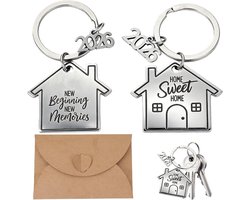 Huis Sleutelhangers Set - Wooncadeau Feest - Nieuw Huis - Twee Stuks Inclusief - 17 x 8.1 cm