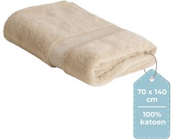 HUSH Living Badhanddoek - per stuk - 70×140 cm - 100% katoen - zware kwaliteit 500g/m2 - stijlvol boord en ophanglus - zand