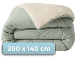 HUSH Living - Wasbaar Dekbed - Tweekleurig Design - 200x1400cm – 300 Gsm - Incl Bijpassende Kussenslopen - Sage Green/Teddy