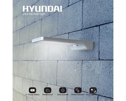 Hyundai - Ultra dunne LED buitenlamp op zonne-energie
