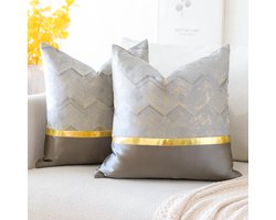 Ibenzoa® Set van Twee Luxe Leer Kussenslopen met Golfstrepen, 60x60cm, Zilver