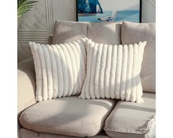 IMPERATORIS® Kussenhoes/Kussensloop Pluche voor Woonkamer Kussen 55 x 55 cm - Fluffy Sierkussen- Cushion Cover set van 2 Creame wit
