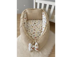 Jaju Baby - Babynestje en Hoofdkussen - Organische Katoen - Antibacterieel Babynestje - Anti-Allergisch Babynestje - Lichtbruin en Vos Patroon - 74 x 40 cm