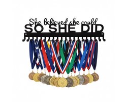 Janse® Medaille rek - She believed she could- Medaille organizer zwart - Medaillehanger - Metalen medaille display - Haken voor prijzen - Winnaars cadeau - Wedstrijd prijzen