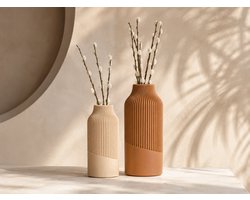 Japandi Vazen Set van 2 – Woestijnbruin & Karamel – Ribbel Vaas Design – Scandinavische Moderne Woondecoratie – 17 & 21 cm