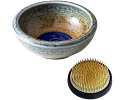 Japanse Ikebana set - Messing Kenzan en Keramische Vaas - 2 stuks - Traditioneel Ambacht