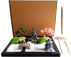 Japanse Zen-tuinset met zwarte lade, twee bomen, twee mossoorten, Boeddha-beeld, brug, stenen en zandgereedschap - 2024 Nieuwe upgrades voor meditatie, ontspanning en cadeaus