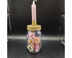 Kaarsenhouder met fleurige droogbloemen | decoratie | kaars | vaas | kaarsenhouder | droogbloemen in fles | boeket | bloemstuk | bloemen in glas | fleurig | cadeau | gezellig | droogbloemen | decoratie | woondecoratie