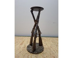 Kandelaar met geweren - Geweer - Decoratie - Woonaccessoires - 35cm Hoog