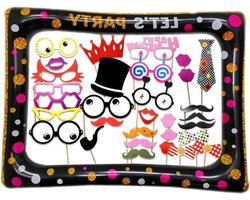 KARZO - Set van 32 fotobooth rekwisieten met grote fotolijst van stevig materiaal, ideaal voor verjaardagen, bruiloften en babyshowers voor extra plezier en mooie herinneringen