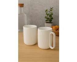 Keramische Ribbel Mokken – 2 Stuks – 300 ml – Moderne Ovale Handgreep – Stijlvolle Koffie & Thee Bekers