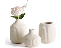 Keramische Vaas Set van 3 – Beige – 15 cm – Geribbeld Design – Moderne Decoratie – Vaasset voor Woonkamer, kantoor – Cadeau Idee – 3 vazen – Vaasset voor droogbloemen, kunstbloemen, pampasgras takken decoratief zonder inhoud – Cadeau Housewarming