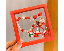 Kerst Armbandenset van 5 – inclusief Bewaardoos – Metaal en Kunststof – Feestelijke Kinderaccessoires