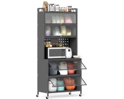 Keukenkasten Met Zes Niveaus En Een Dressoir Met Opbergkasten