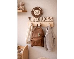 Kinderkapstok-hout-kinderkamer-wandkapstok-babykamer-met-naam-leeuw-kapstok-origineel-kraamcadeau-verjaardagcadeau-baby-kind