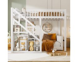 Kinderstapelbed 90 x 200 cm met reling, met trap en opbergplank, wit grenen bed, kindereenpersoonsbed voor jongens meisjes, stapelbed met lattenbodem, wit, zonder matras (verzonden in 2 pakketten)