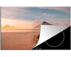KitchenYeah® Inductie beschermer 81x52 cm - Strand - Ligbed - Parasol - Kookplaataccessoires - Afdekplaat voor kookplaat - Inductiebeschermer - Inductiemat - Inductieplaat mat