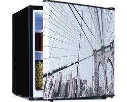 Klarstein CoolArt koel-vriescombinatie - koelkast met 2 koelniveaus, frontdesign, thermostaat met 5 standen, 0 tot 10 °C, inhoud: 45 liter, motief: big city