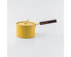 KnIndustrie THE SAUCEPAN: Minimalistisch Design en Hoogwaardige Materialen van KN Industrie, Elegantie en Functionaliteit in de Keuken. Gele pan, diameter 16 cm hoge kwaliteit