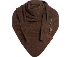 Knit Factory Coco Gebreide Omslagdoek - Driehoek Sjaal Dames - Dames sjaal - Wintersjaal - Stola - Wollen sjaal - Bruine sjaal - Hazel - 190x85 cm - Inclusief sierspeld