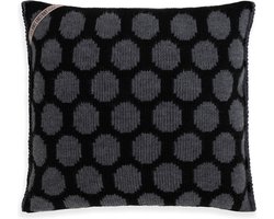 Knit Factory Cody Sierkussen - Vierkant kussen - Kussen woonkamer - Bank kussen - Decoratie kussen - Zwart/Antraciet - 50x50 cm - Kussen met stippen - Kussenhoes inclusief kussenvulling