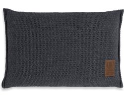 Knit Factory Jesse Sierkussen - Rechthoekig kussen - Kussen woonkamer - Bank kussen - Decoratie kussen - Antraciet - 60x40 cm - Kussenhoes inclusief kussenvulling