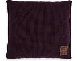 Knit Factory Jesse Sierkussen - Vierkant kussen - Kussen woonkamer - Bank kussen - Decoratie kussen - Aubergine - 50x50 cm - Kussenhoes inclusief kussenvulling