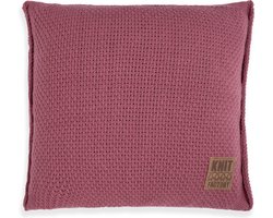 Knit Factory Jesse Sierkussen - Vierkant kussen - Kussen woonkamer - Bank kussen - Decoratie kussen - Stone Red - 50x50 cm - Kussenhoes inclusief kussenvulling