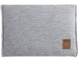 Knit Factory Maxx Sierkussen - Rechthoekig kussen - Kussen woonkamer - Bank kussen - Decoratie kussen - Licht Grijs - 60x40 cm - Kussenhoes inclusief kussenvulling
