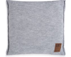Knit Factory Uni Sierkussen - Vierkant kussen - Kussen woonkamer - Bank kussen - Decoratie kussen - Licht Grijs - 50x50 cm - Kussenhoes inclusief kussenvulling