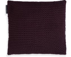 Knit Factory Vinz Sierkussen - Vierkant kussen - Kussen woonkamer - Bank kussen - Decoratie kussen - Aubergine - 50x50 cm - Kussenhoes inclusief kussenvulling