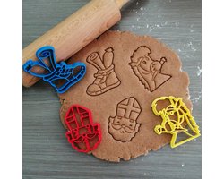 Koekjesvorm | 3-delige set | Sinterklaas | Paard van sinterklaas - Schoen Sinterklaas - Sinterklaas hoofd | Uitsteekvorm | Bakvorm | 8cm