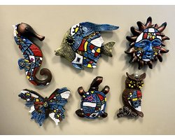 Koelkastmagneten "Dieren + zon" - Set van 6 stuks - zeepaardje/vis/zon/vlinder/schildpad/uil - Polyresin - meerkleurig bruin + blauw - hoogte 8 x 7 x 1 cm - Koelkastmagneten - Woondecoratie - Woonaccessoires