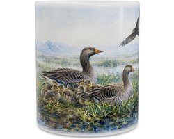 Koffiemok met Grauwe Ganzen en Kuikens - Aquarel Panorama Mok - Grauwe Gans Greylag Goose Anser anser en Kiekendief - Cadeau Vogelliefhebber