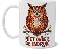 Koffiemok ongeamuseerde uil op tak met grappige quote Niet onder de indruk humoristische dieren mok met oehoe illustratie grappig cadeau voor sarcastische vrienden collega's of mentor voor kantoor en thuiswerkplek