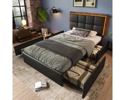 KOMHTOM Eenpersoonsbed 90x200 cm Bed voor volwassenen met LED-lichtlijst en 4 laden In hoogte verstelbaar hoofdeinde Zwart PU